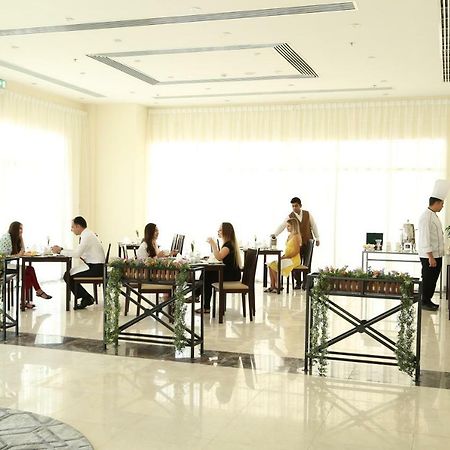 Uptown Hotel Apartment Fujairah By Gewan Eksteriør billede
