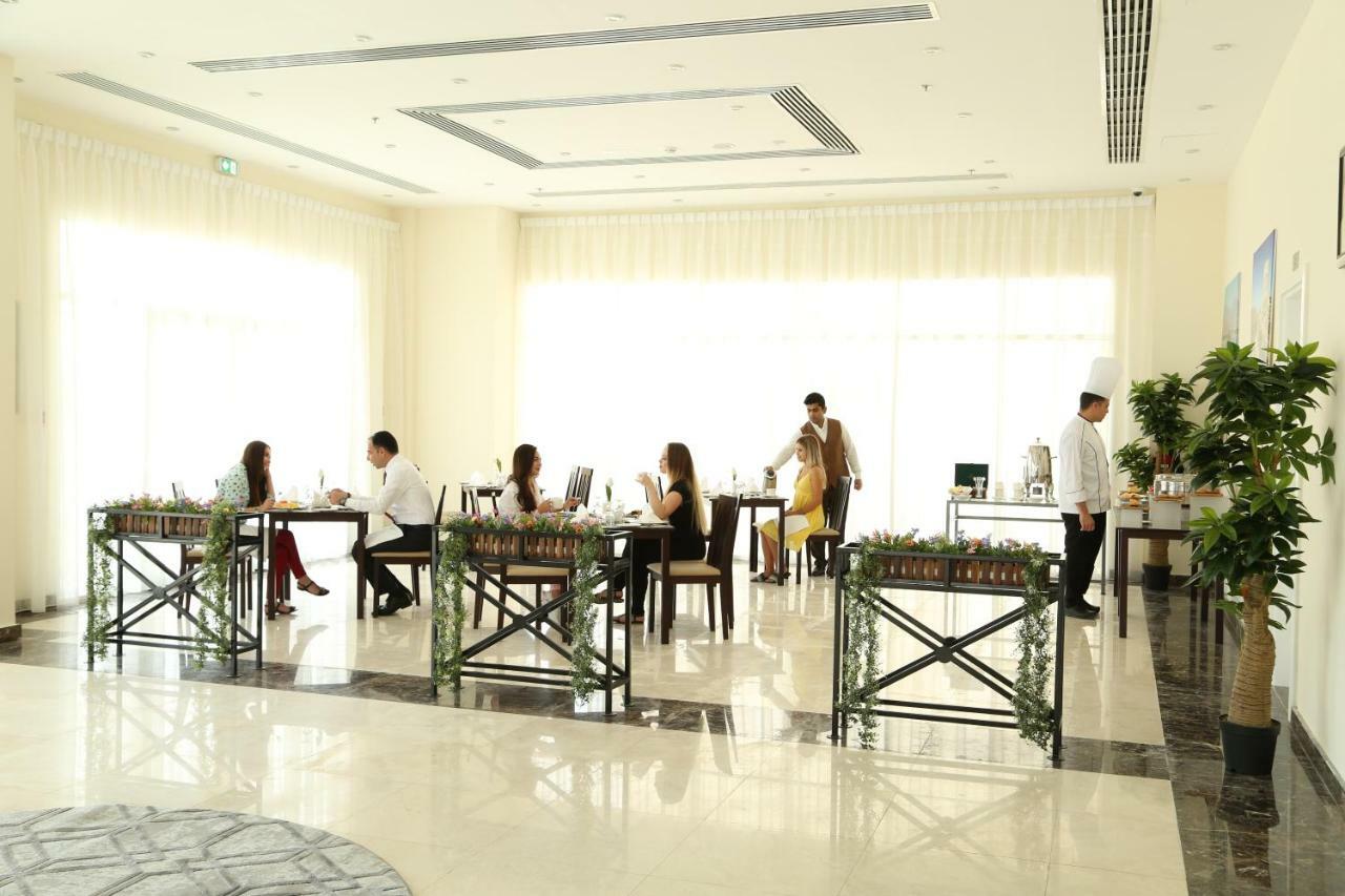 Uptown Hotel Apartment Fujairah By Gewan Eksteriør billede