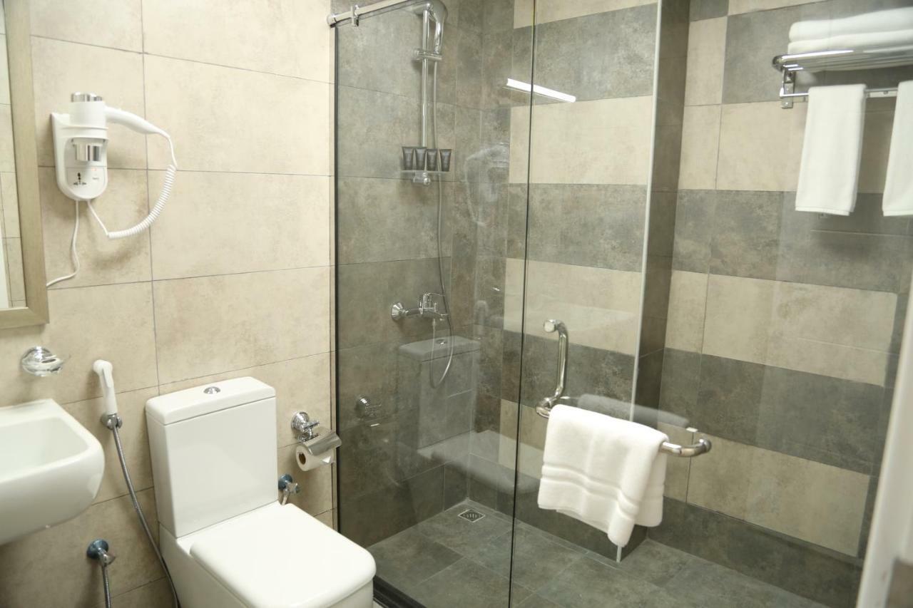 Uptown Hotel Apartment Fujairah By Gewan Eksteriør billede